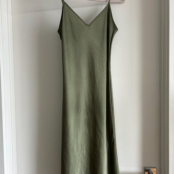 Wilfred Aritzia Satin Only Slip Dress in Sage - Picture 3 of 5